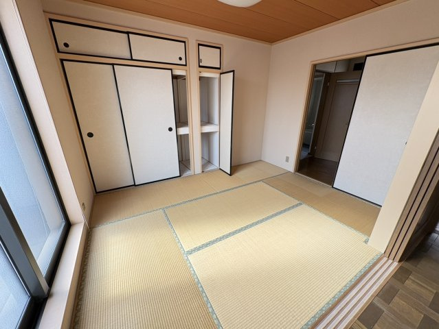 コーポアオイの和室