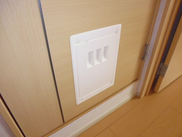 アルフォートの設備|ペットくぐり戸