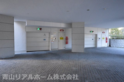 【駐車場】 | 青山ザ・タワー