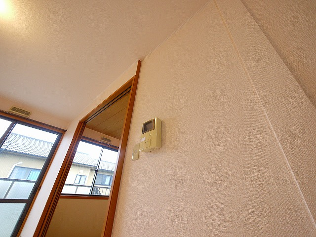 サンクコール朝和　B棟のセキュリティ|モニター付きインターホン