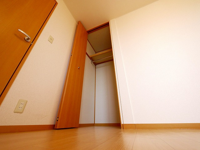 サンクコール朝和　B棟の収納|便利な収納スペースです