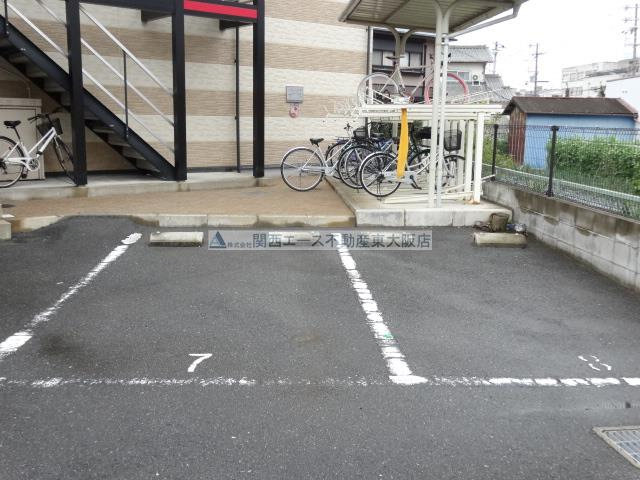 【駐車場】 | レオパレスCsグランパ