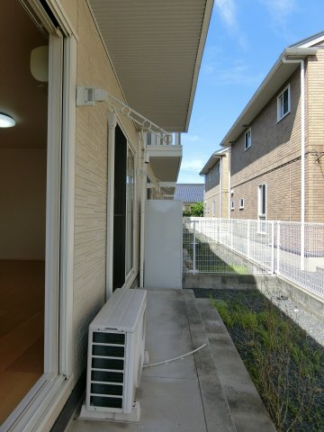 ブリリアントA棟のバルコニー