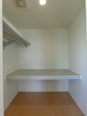 ブリリアントA棟の収納