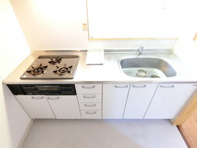 アンソレイエ和泉中央のキッチン
