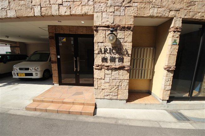 【エントランス】 | アリオーラ西梅田