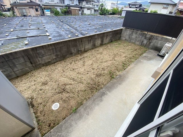 ヴェルデメゾンさだいわ　Ｃ棟の庭