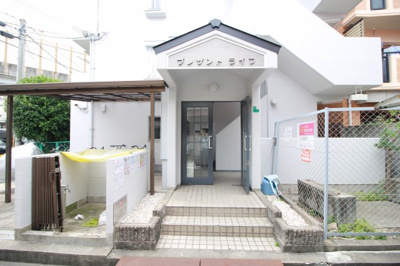 【エントランス】 | プレザントライフ