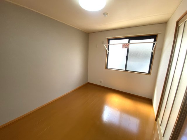 クレール友松の洋室