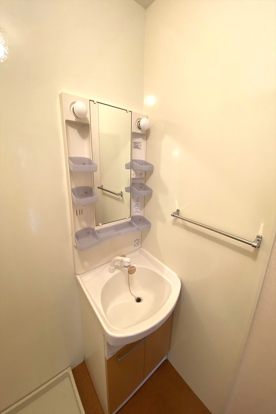 ニーナ　C棟の独立洗面台