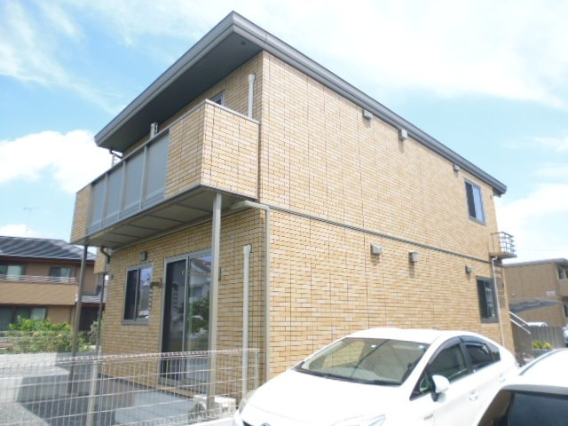 クリスタルハイツAの外観