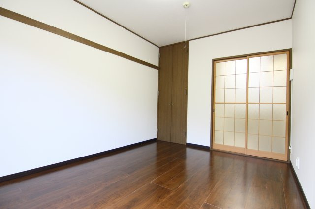 ゆには７の洋室