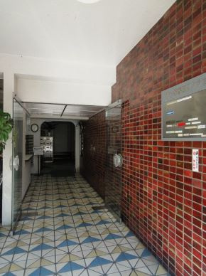 市ヶ谷春日マンションのエントランス|市ヶ谷春日マンション