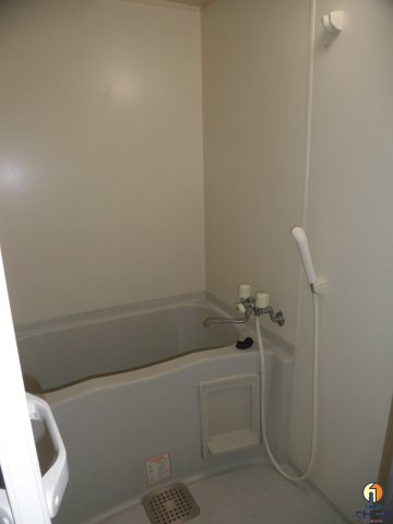 シティコーポ八女の浴室|落ち着いた空間のお風呂です