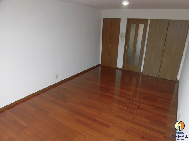 シティコーポ八女の洋室|ゆったりした洋室です