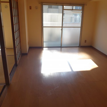 【居間・リビング】