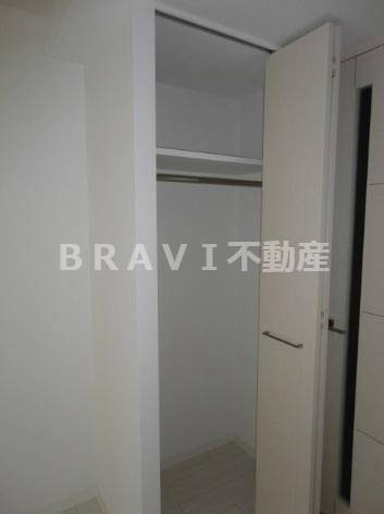 プレサンス本町ジョイス　BRAVI不動産の収納|【プレサンス本町ジョイス】収納のためのスペースです