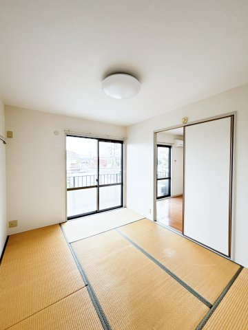 ラフォーレアダチの和室