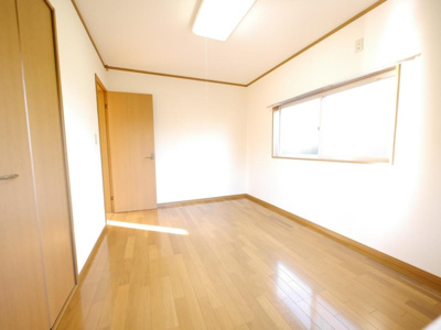 【洋室】 | ウィンドミル波崎壱番館