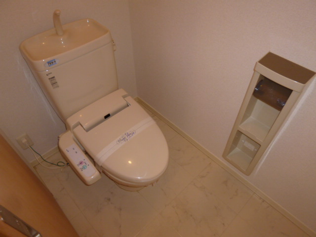 エテルグリーアＡのトイレ|温水洗浄便座
