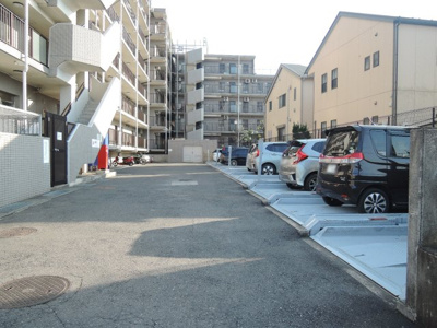 【駐車場】 | ユニーブル宮崎台