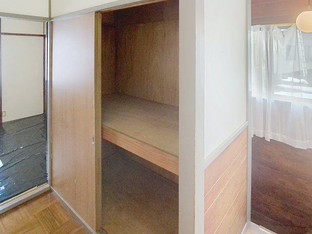 印役5丁目6-19貸家の収納