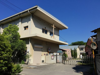【周辺】 | 八幡町1丁目売地 | 私立 みどり保育園の写真です。
