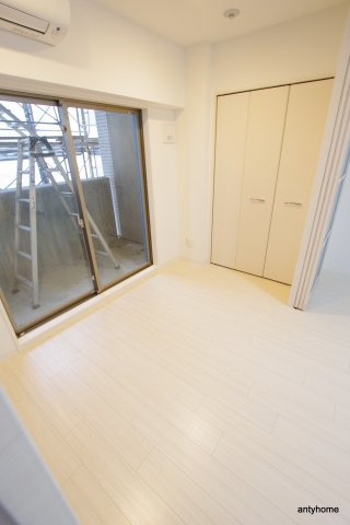 ファーストフィオーレ新大阪グランデ　仲介手数料無料の洋室