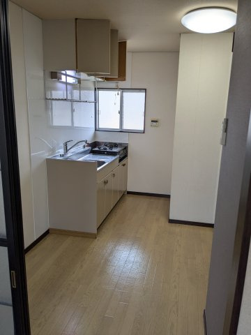 グリーンハイツ保古のキッチン
