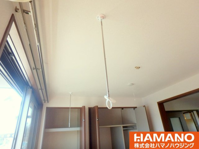 【設備】 | シャーメゾン野殿B | 室内物干し