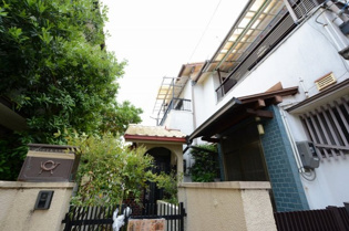 川西市新田３丁目中古テラスハウスの外観