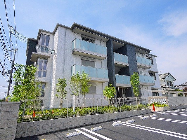 プルミエールの外観|おしゃれな外観です