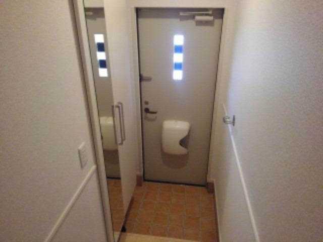 クラルテ　Ｍの玄関