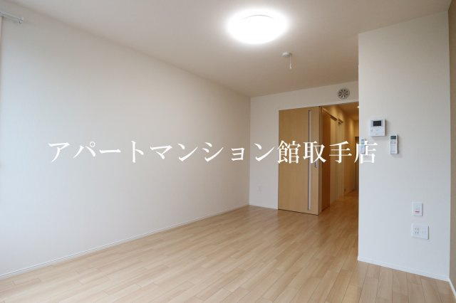 メゾンボナールＭの居間・リビング