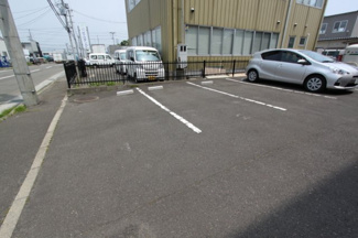 【駐車場】