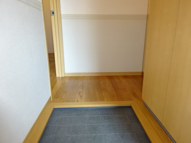 アイビーヒルズＢの玄関