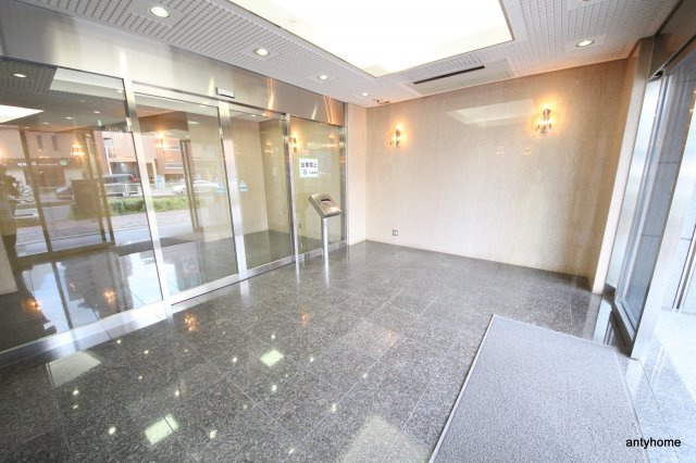 ノルデンハイムリバーサイド天神橋　仲介手数料無料のエントランス