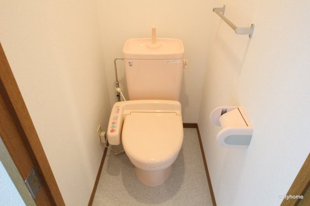 ノルデンハイムリバーサイド天神橋　仲介手数料無料のトイレ