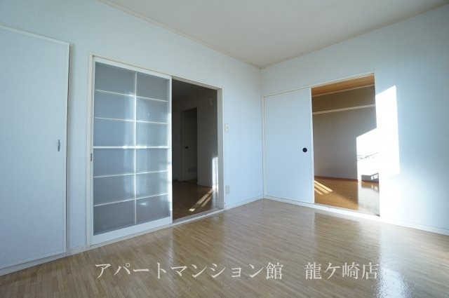 アップルハイツの洋室