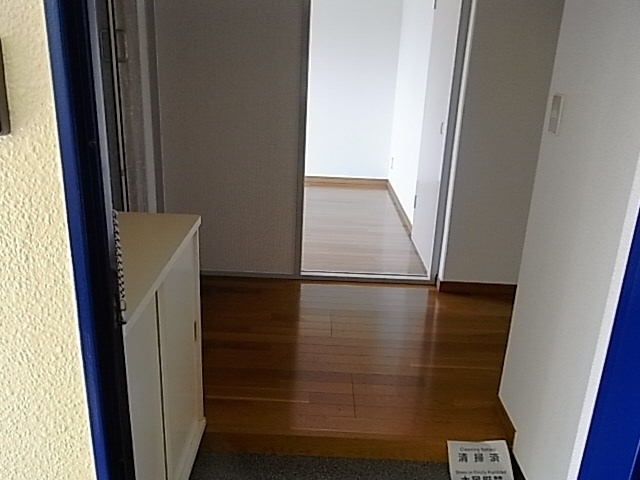 パルシティ伊川谷の玄関