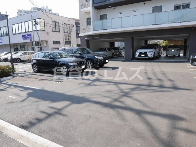 【駐車場】 | ファーストポイント東比恵 | ファーストポイント東比恵の駐車場