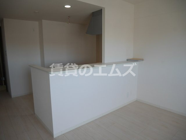 【キッチン】 | ファーストポイント東比恵 | ファーストポイント東比恵のカウンターキッチン