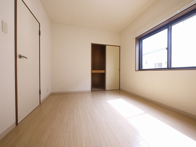 サンライズ三笠Ⅱの洋室