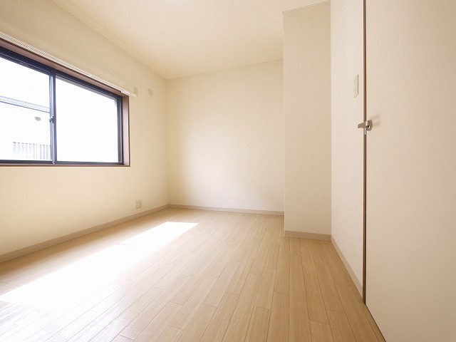 サンライズ三笠Ⅱの洋室