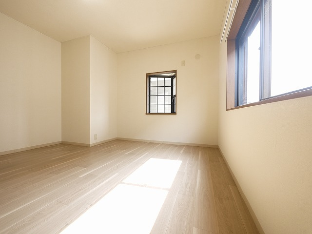 サンライズ三笠Ⅱの洋室