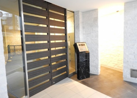 アドバンス西梅田ラシュレ　BRAVI不動産のエントランス|【アドバンス西梅田ラシュレ】エントランスです