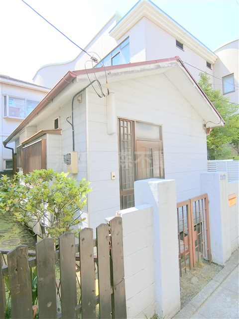 蒲田本町1丁目貸家の外観