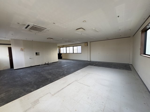  | 中原３丁目吉村店舗