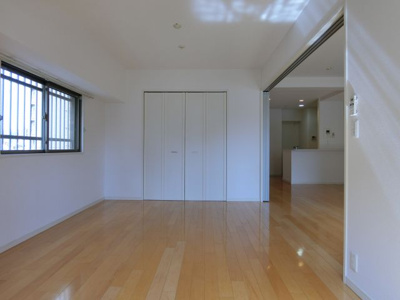 【洋室】 | グレンパーク梅田北