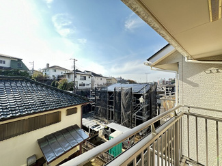 【展望】 | バルコニーからの眺望です♪2階にあるので人目が気にならないのが嬉しいですよね☆